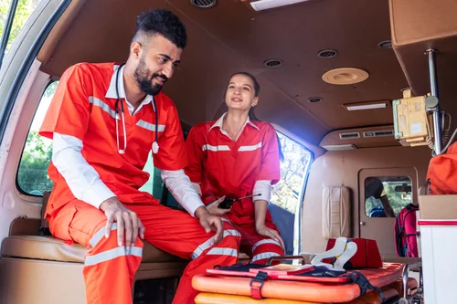 транспортировка больных с медицинским персоналом